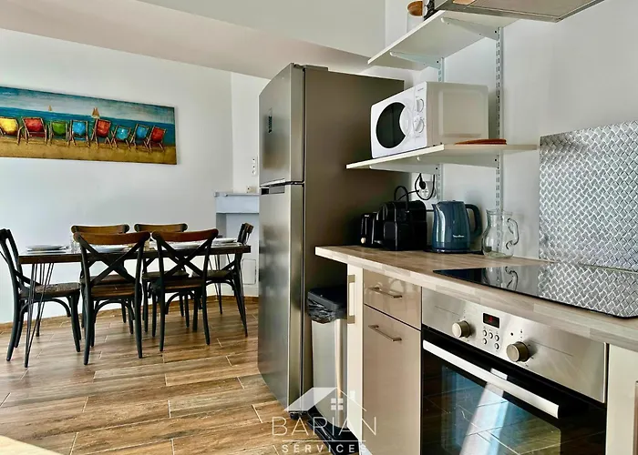 Plages A 9 Min - Parking X2 - Cour Sans Vis A Vis - La Fourasine