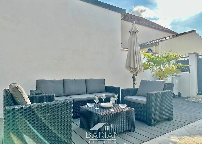 Plages A 9 Min - Parking X2 - Cour Sans Vis A Vis - La Fourasine